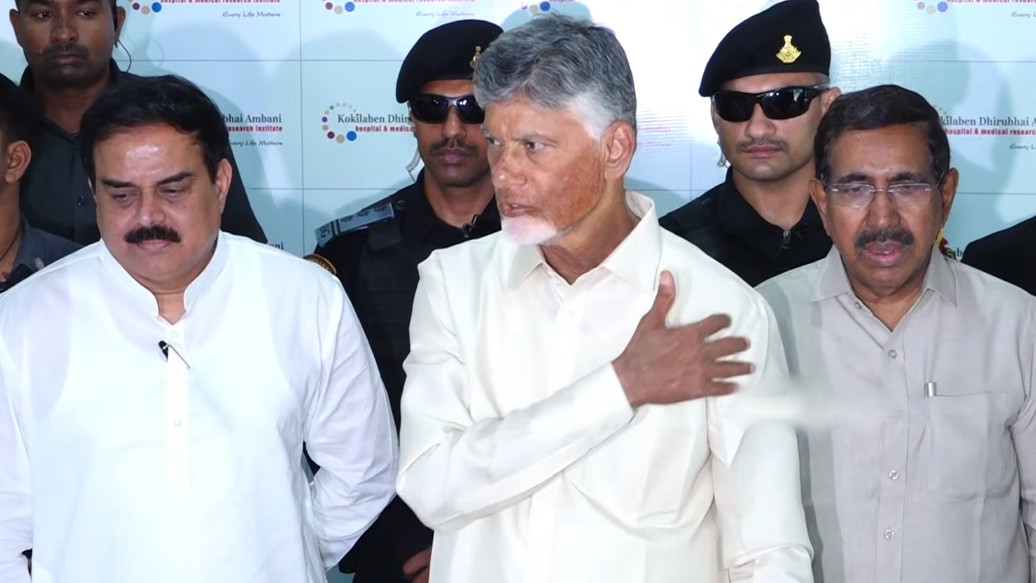 Pawan Kalyan second shoulder has issues says Chandrababu Naidu in Mumbai