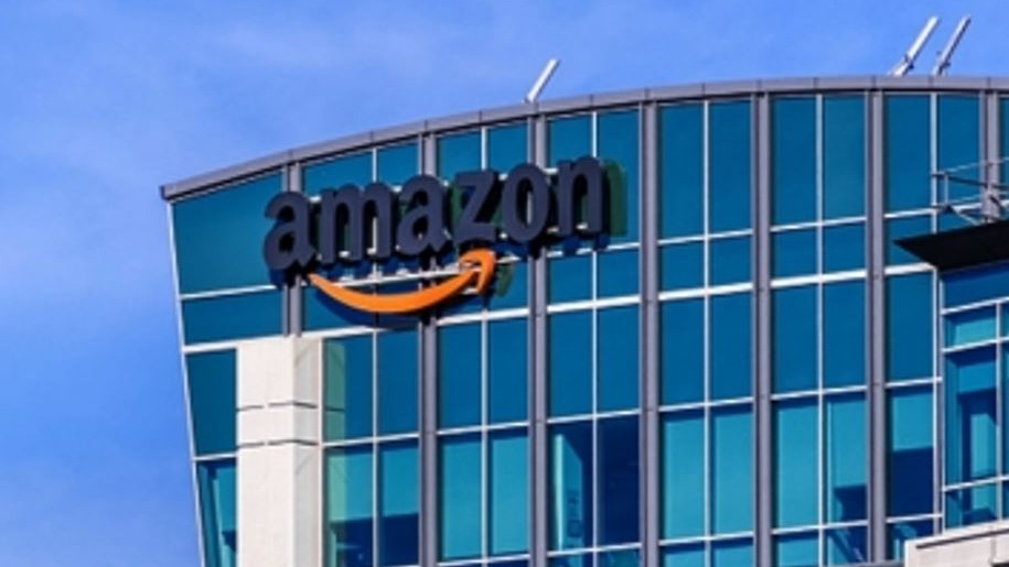 Jeff Bezos wrote Amazon business plan during 2000 mile road trip