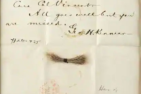 Lock of Abraham Lincolns hair along with telegram auctioned