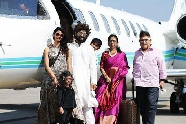 Allu Arjun off to Udaypur to attend Niharika marriage 