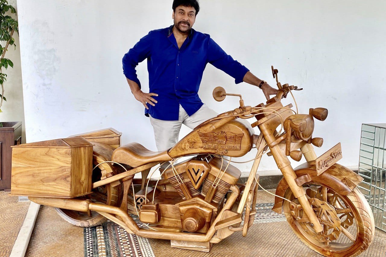 Mohan Babu gifted Chiranjeevi with a wooden bike on his birthday