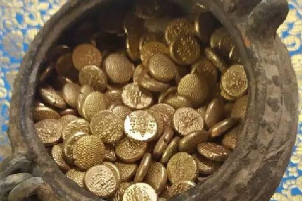 Ancient treasure found in Tamilnadu temple