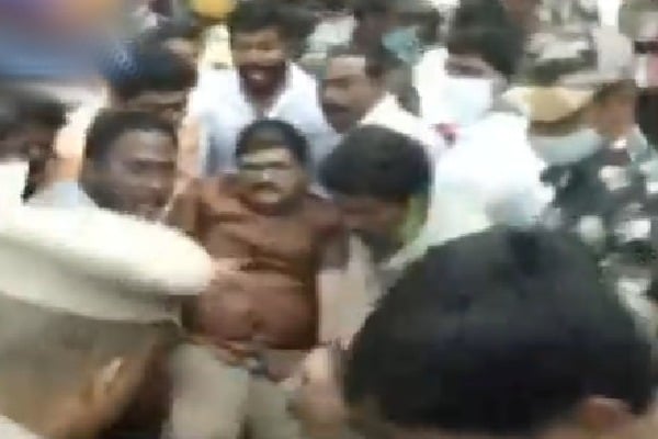 TDP leaders tries to go CM house along with injured Pattabhiram
