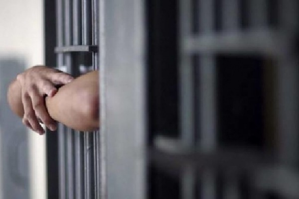 UP govt released 2257 prisoners from Jail