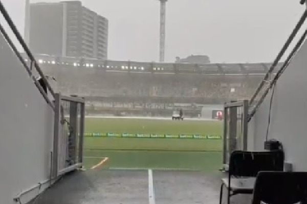 Rain stopped India and Australia test match