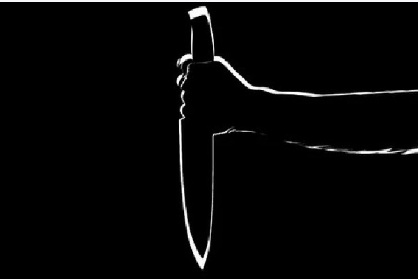Psycho tries to slit throats in Vizag