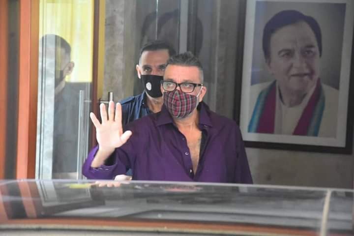 Sanjay Dutt recovered and discharged from Mumbai Nanavathi hospital