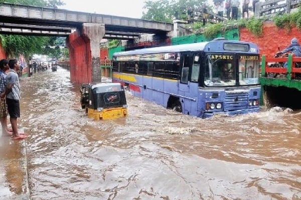 Nellore to Chennai Transport Effected due to Niver