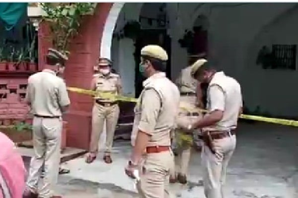 More details about Lucknow shooter who killed her mother and brother