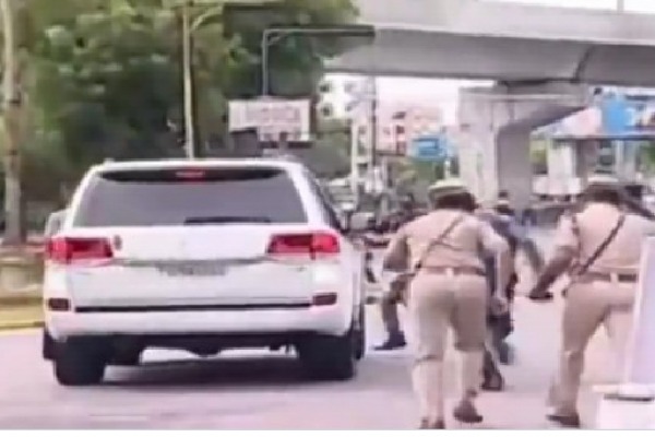  Man tries to halt CM KCR convoy