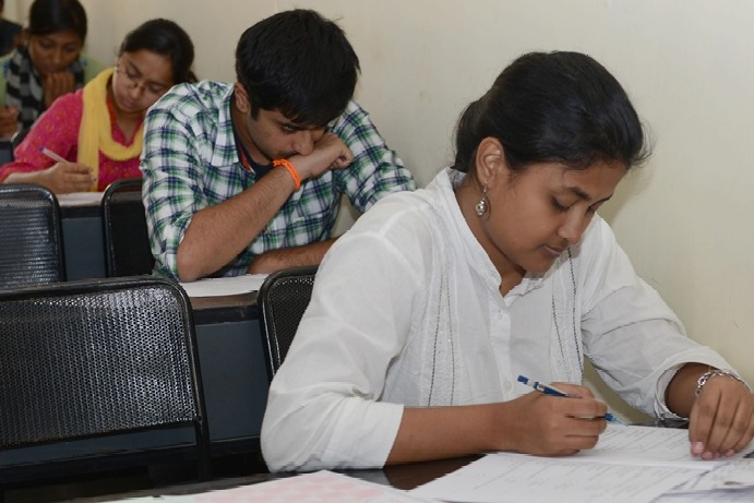 CBSE will announce Tenth class results tomorrow