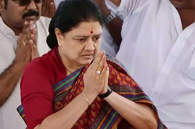 IT Department attaches two thousand core rupees assets of Sasikala
