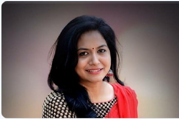 Singer Sunitha says that she has recovered from corona