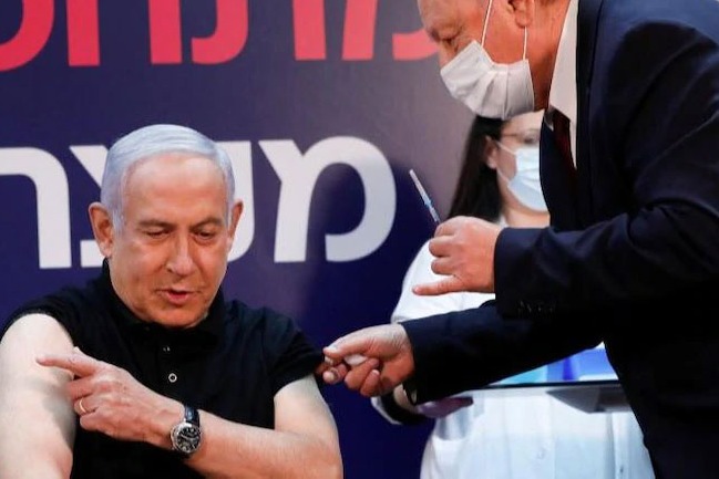 Benjamin Netanyahu receives coronavirus vaccine
