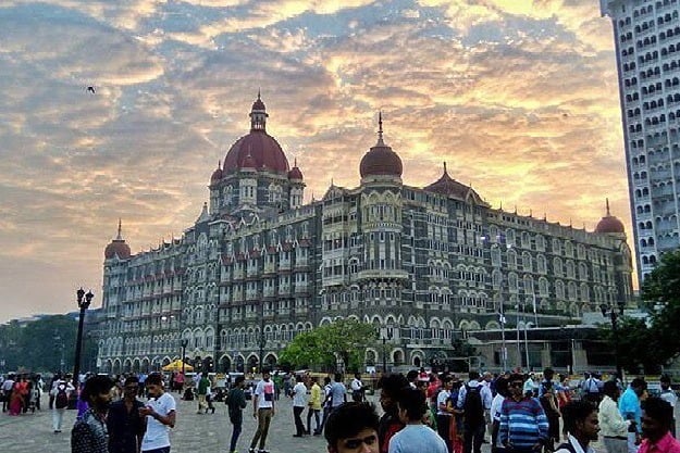 Bomb threats for Taj Hotels in Mumbai