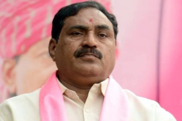 Telangana Minister Errabelli Home Quarentined after 6 Tested Positive in His Home
