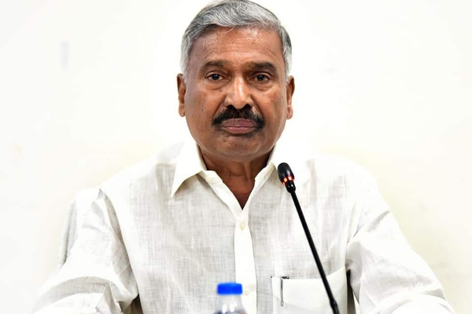 AP Minister Peddireddy explains about YSR Jalakala scheme