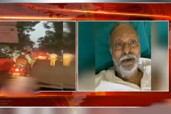 Old man who was in the ambulance got cured as traffic police Babji gesture won the hearts 