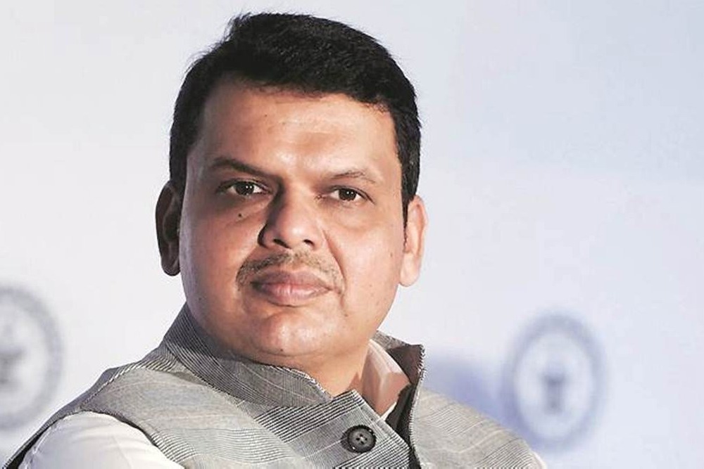 No Intension of joining hands with shivsena says Fadnavis