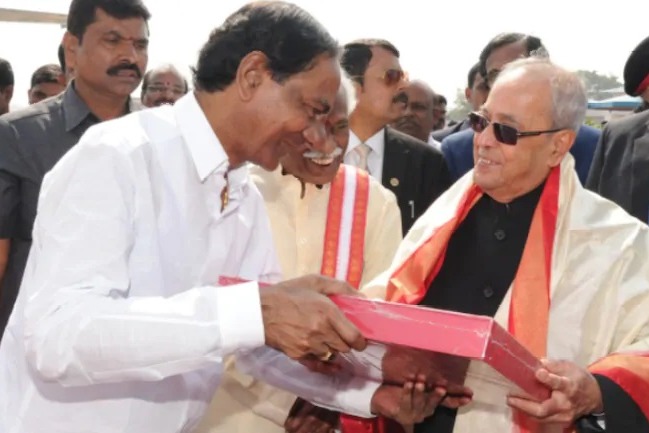 Pranab Mukharjee Behind Andhra Pradesh Separation
