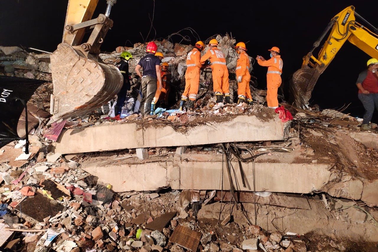 Death toll of Mahad building collapse raised to thirteen