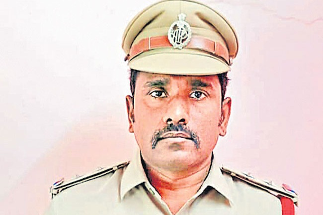 Gudivada SI Vijay Kumar Lover arrested