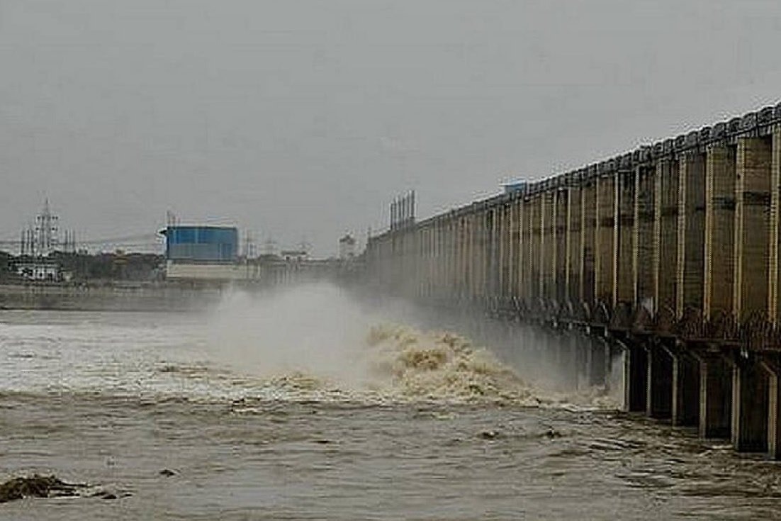 Godavari river drained with flood water at Dhavaleswaram