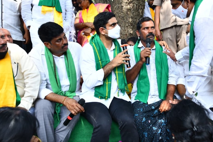  Nara Lokesh visits Prakasham district farmers 