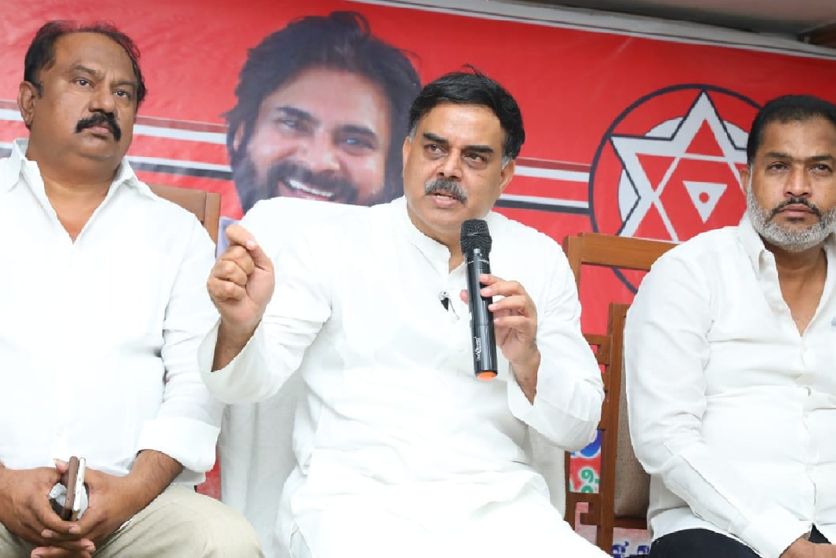 Janasena decides to conduct Chalo Assembly on the first day of Assembly Budget Sessions 