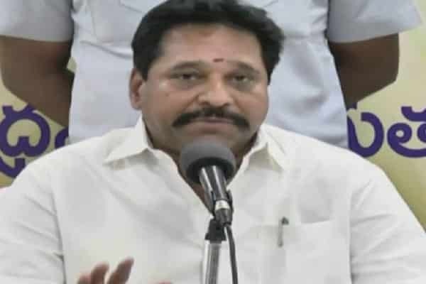 TDP leader Amarnath Reddy response on power cut to Chandrababu guest house
