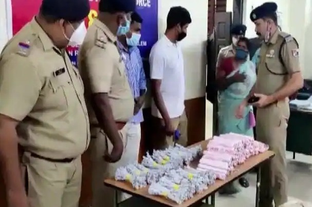 100 Gelatin Sticks 350 Detonators Seized From Train Passenger In Kerala
