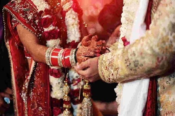 Bride Disappered after went to beauty parlour near Chennai