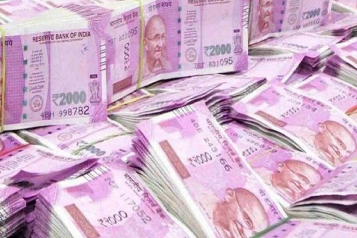 Undisclosed Income Worth Rs 1000 Crore Found In Tamil Nadu Tax Raids
