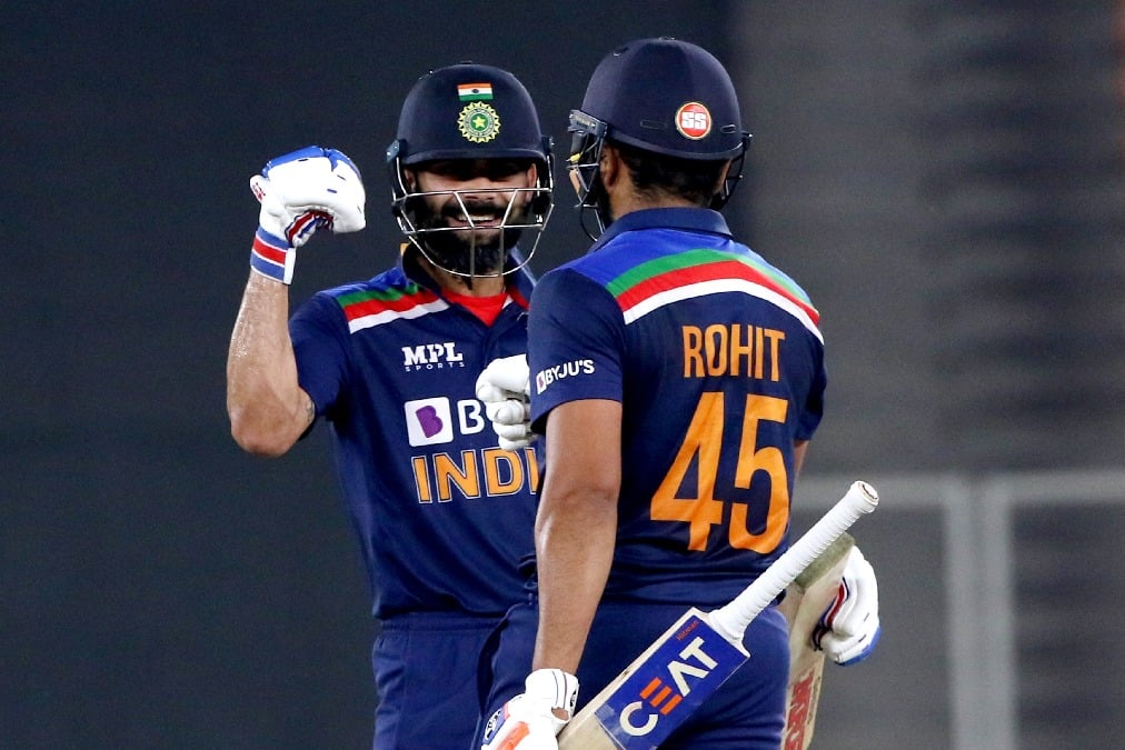 Team India batsmen smashes England bowling attack series decider 