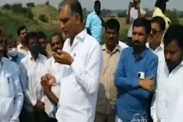  Harish Rao solves farmers problem with a phone call to CM KCR