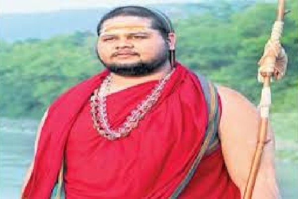 Swatmanandendra fires on temple land grabbers