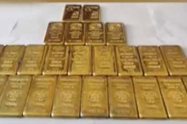 DRI Officials Seize 25 Kg Gold at Pantangi Toll Plaza