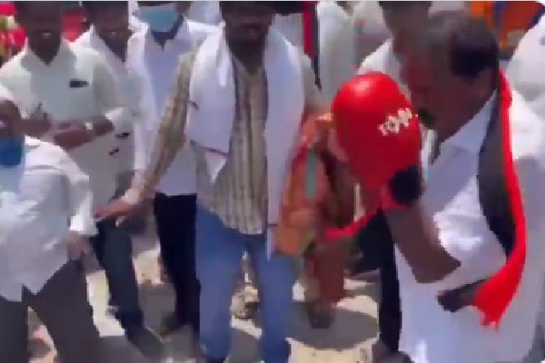 DMK candidate KP Shankar boxing in his election campaign 