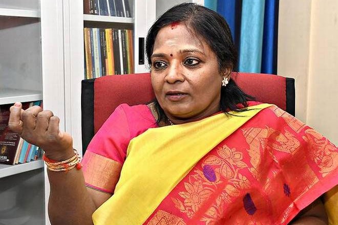 Telangana Governor Tamilisai rushed a injured man to the hospital in his convoy
