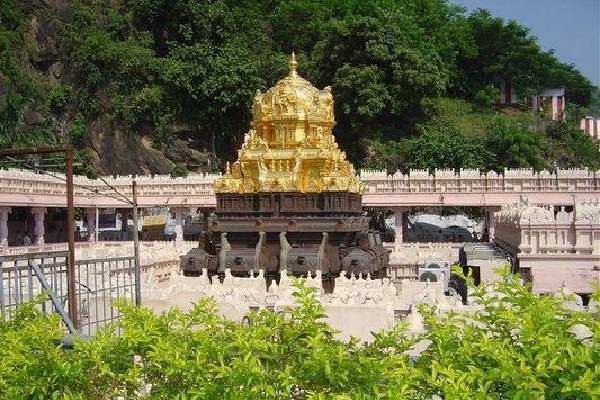 ACB submits report on searches in Vijayawada Durga Temple