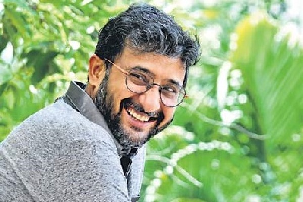 Teja is making his son as a hero in chitram sequel
