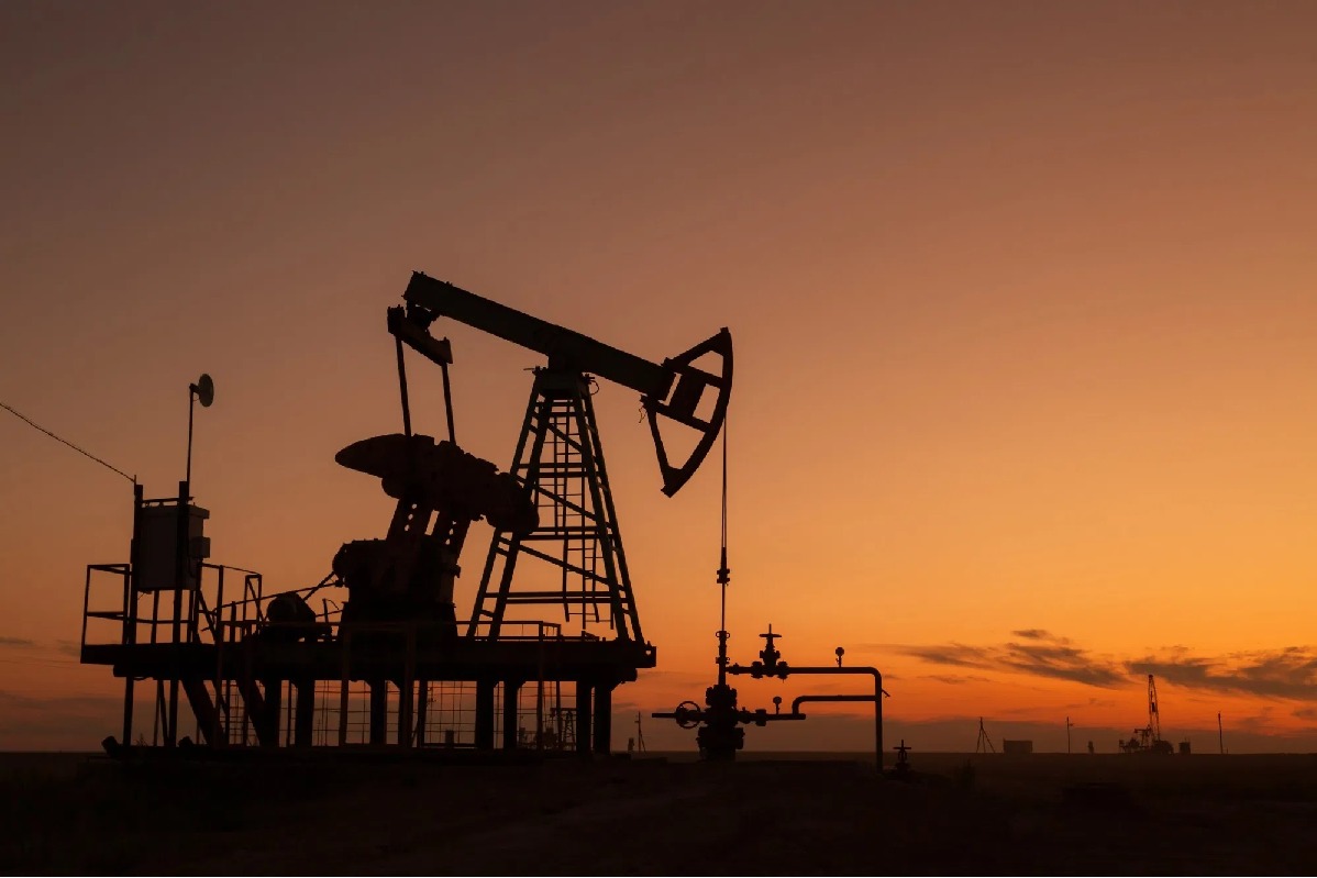 Oil prices slip with bumps in economic revival