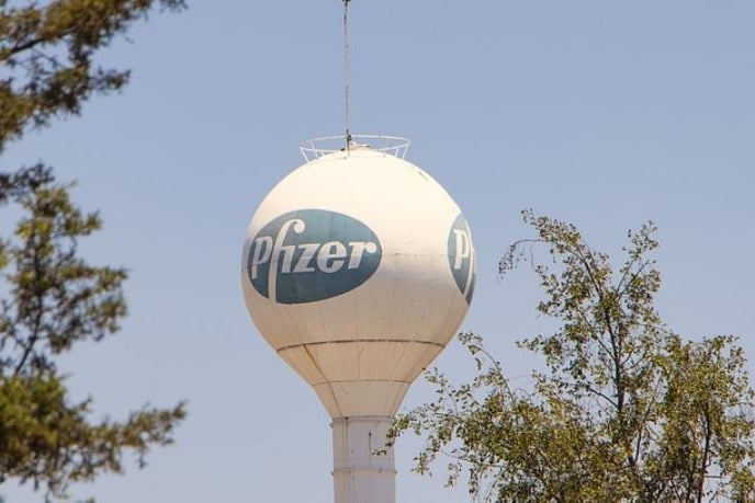 Pfizer announces it is ready to supply Vaccines to india without considering profits