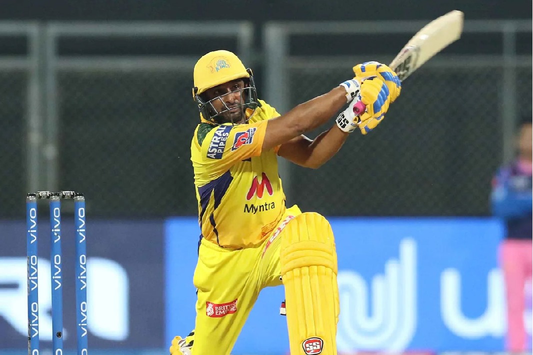 Ambati Rayudu smashes Mumbai Indians bowling as Chennai Super Kings registered huge total