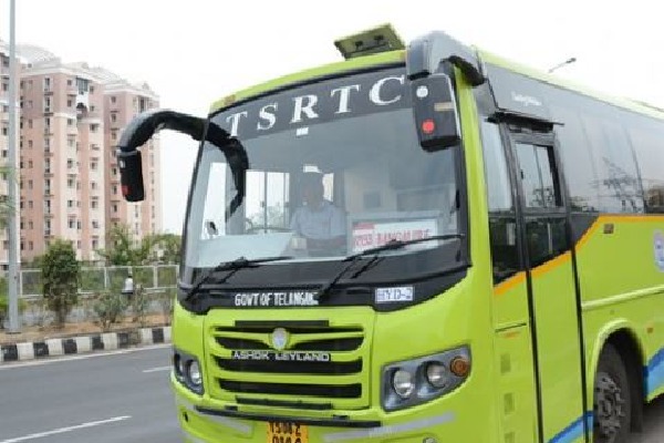 tsrtc stooped bus services to ap from telangana due to curfew in ap