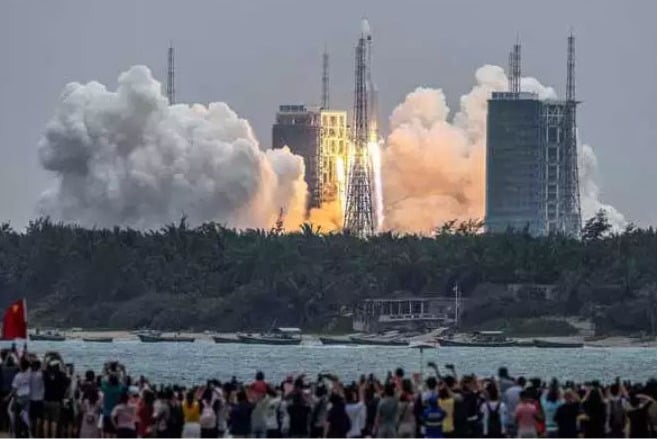China rocket debris disintegrates over Indian Ocean 
