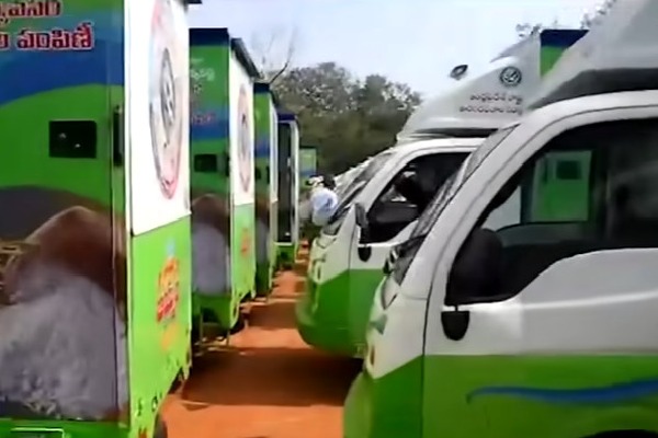 Operators returns ration door delivery vehicles