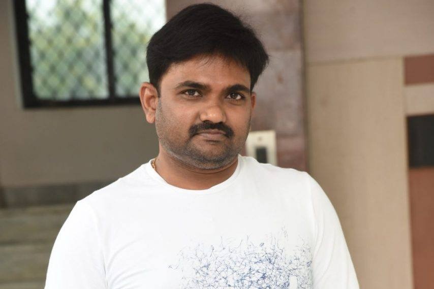 Director Maruthi helps TNR family members 