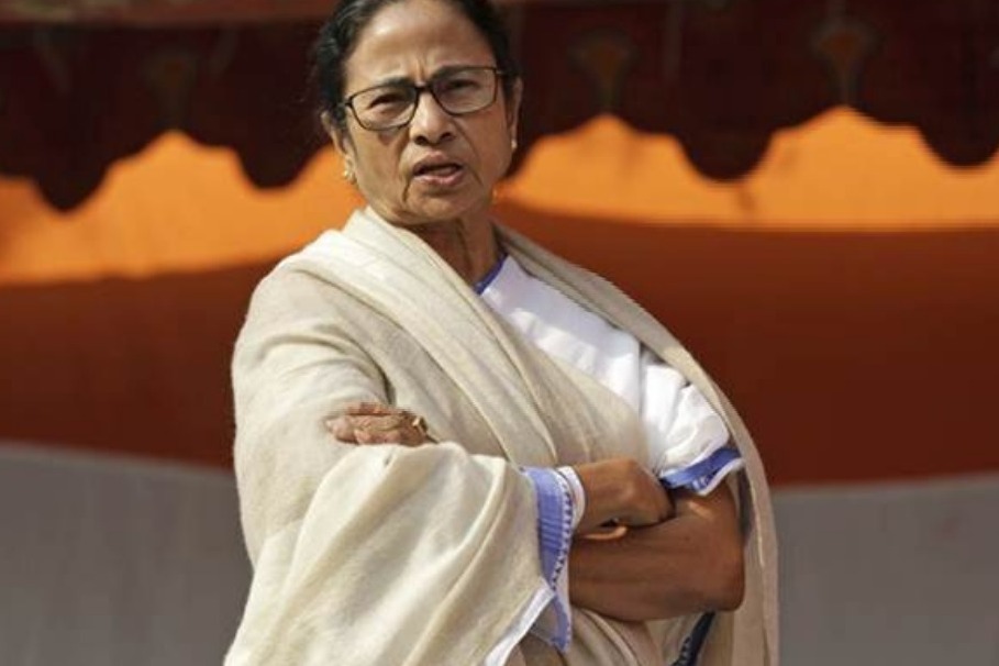 Feeling Humiliated Mamata After Meeting with PM Modi