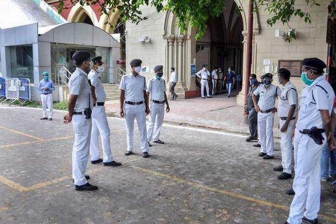 Calcutta High Court Orders House Arrest of TMC Leaders 